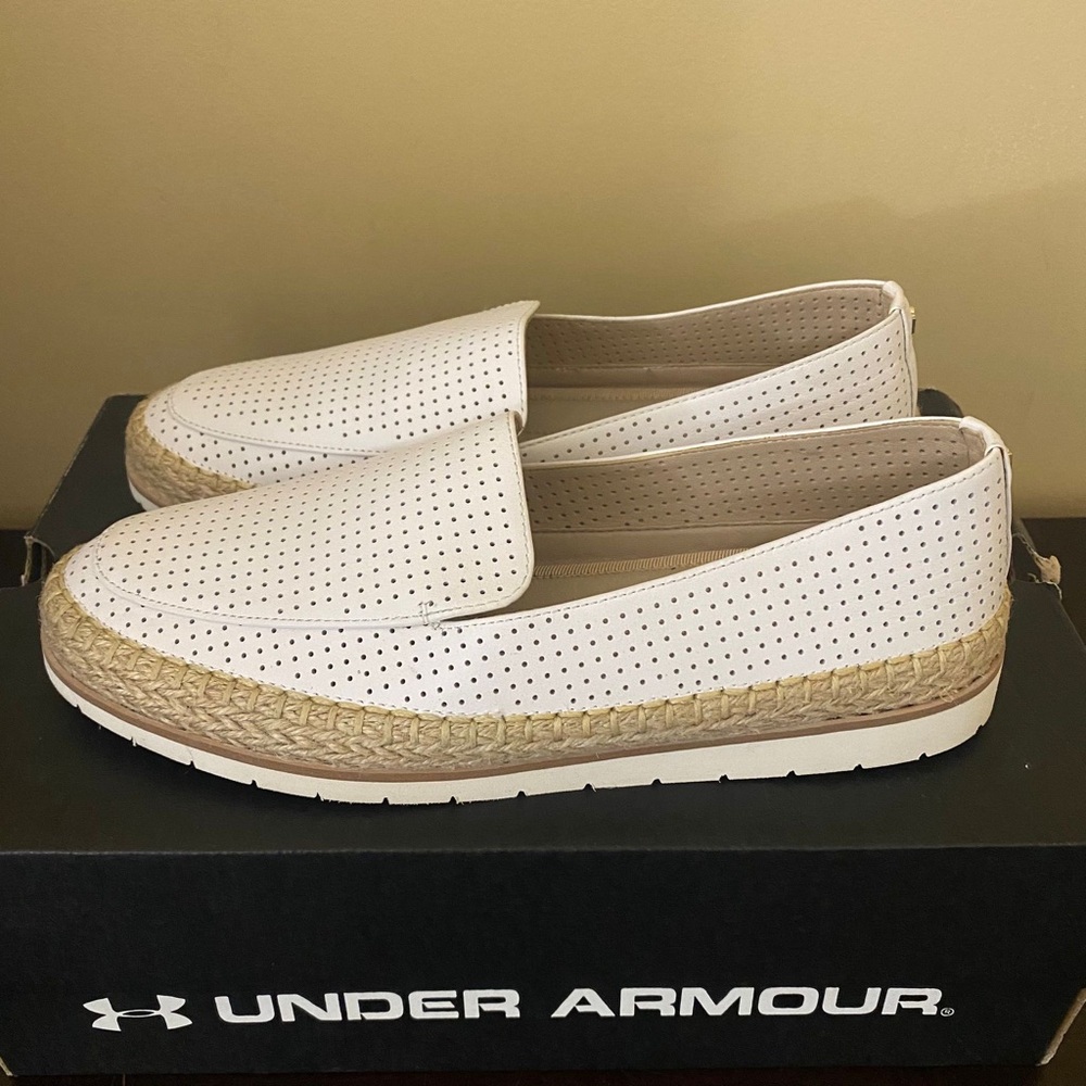 KENNETH COLE Women’s flats